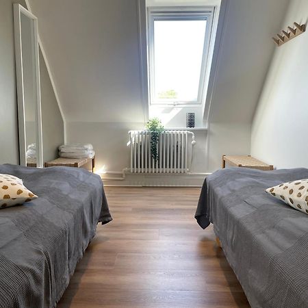 Kragsbjerggaard Vandrerhjem Odense Esterno foto