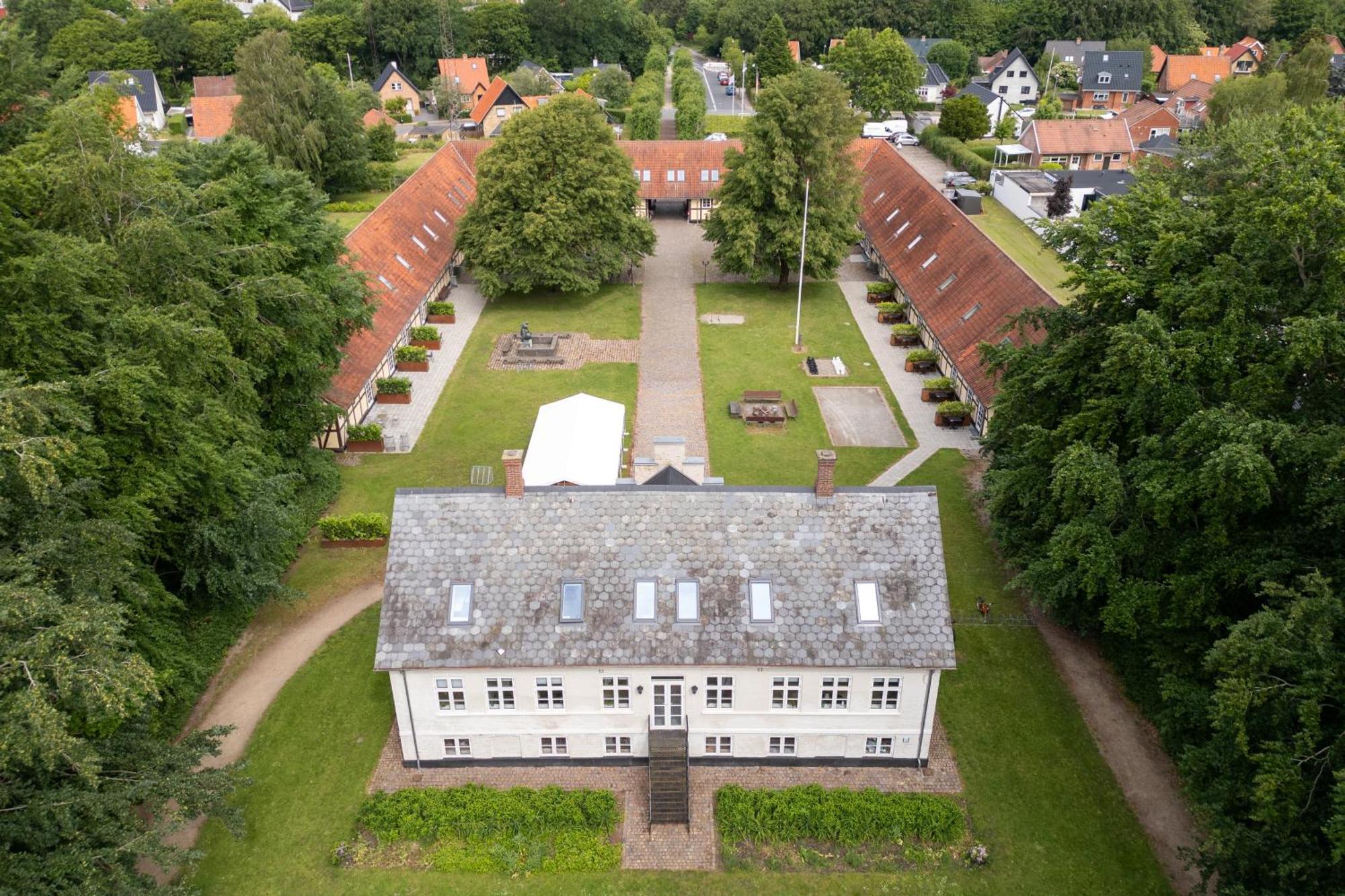 Kragsbjerggaard Vandrerhjem Odense Esterno foto